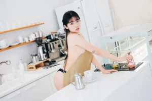 Nude Apron Allasiangirls net 51