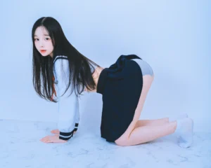 Woo U | 우유 - Glamarchive '우유 #1'